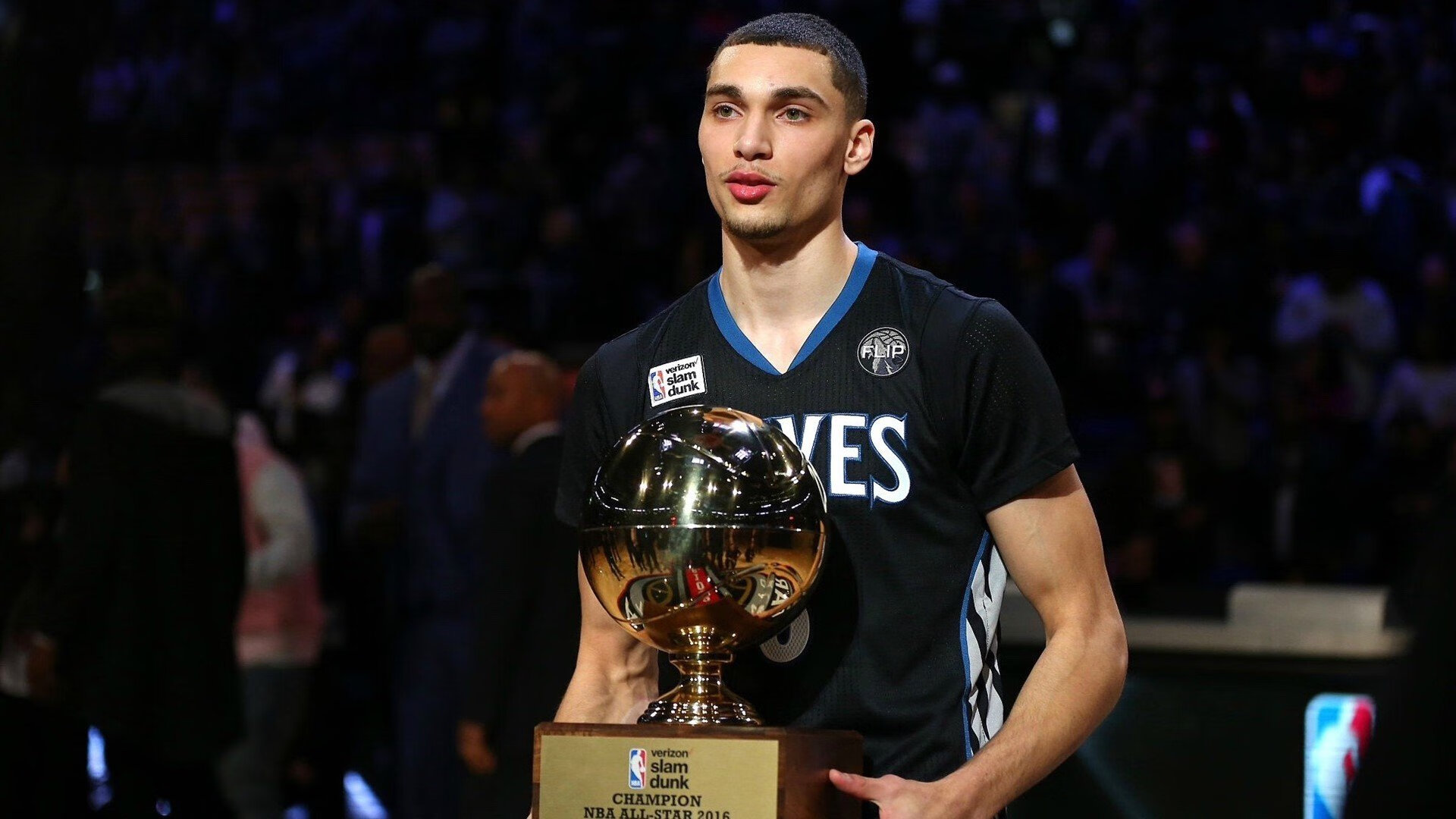 女篮精神让世界看到中国力量，女蓝精神作文